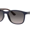 Ray-Ban - RB4374 Polarizačné 6601M3 trojštvrťový pohľad